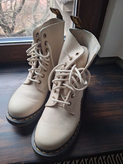 Bocanci 38 Dr. Martens