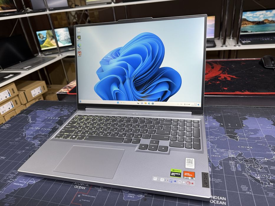Игровой Lenovo Legion Slim 5 - Ryzen 7-7840HS/16Gb/512Gb/RTX4050