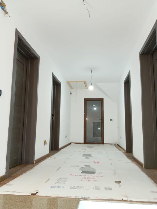 Montaj Profesional de Uși – Rapid și Precis