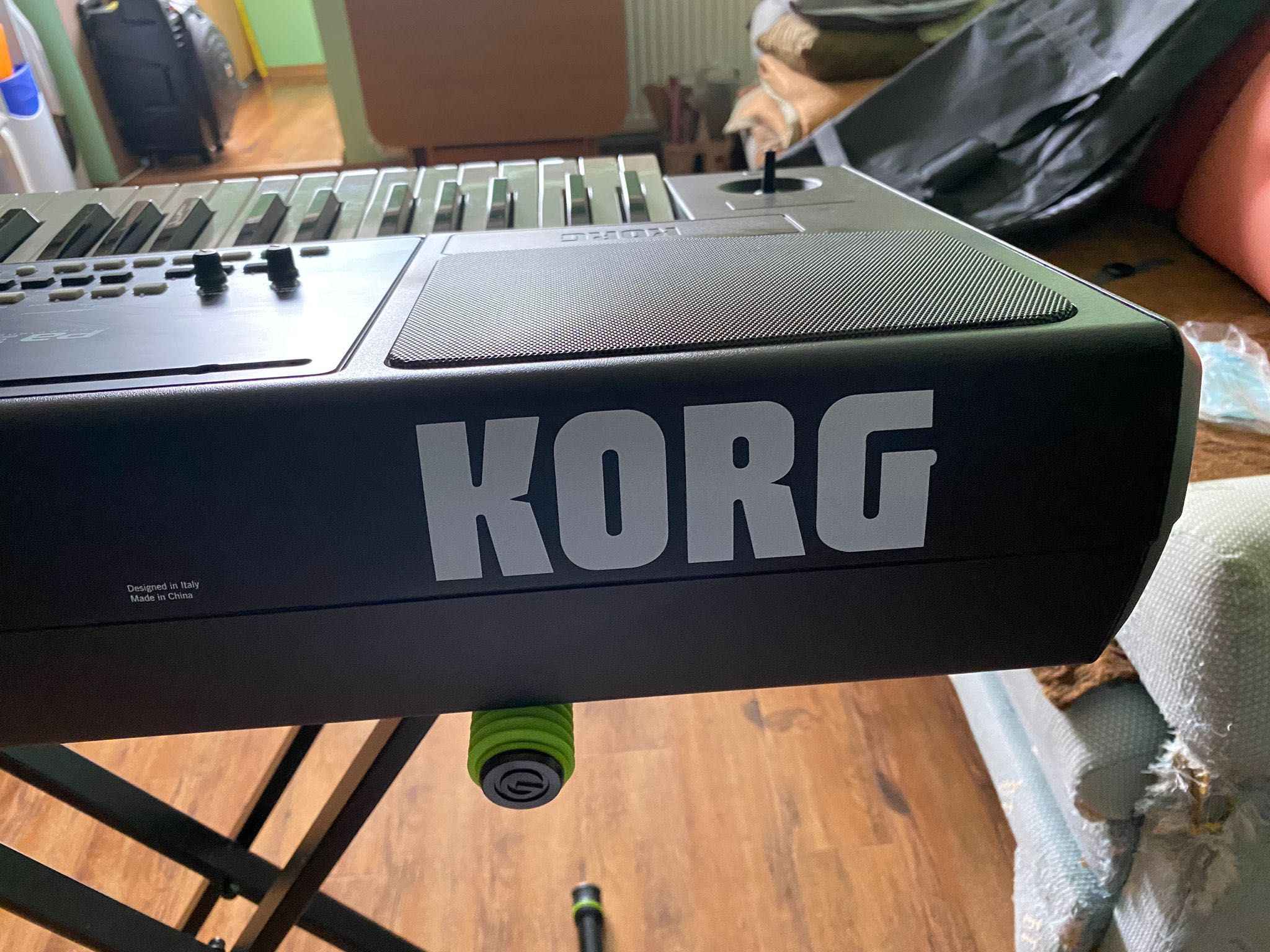 Orga KORG model PA300 impecabila