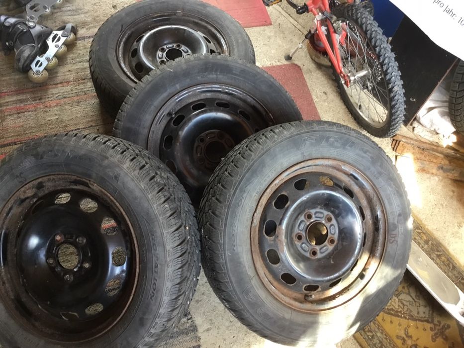 Roata de  175 60 85 completa iarna 90ron si antena parabolica 40