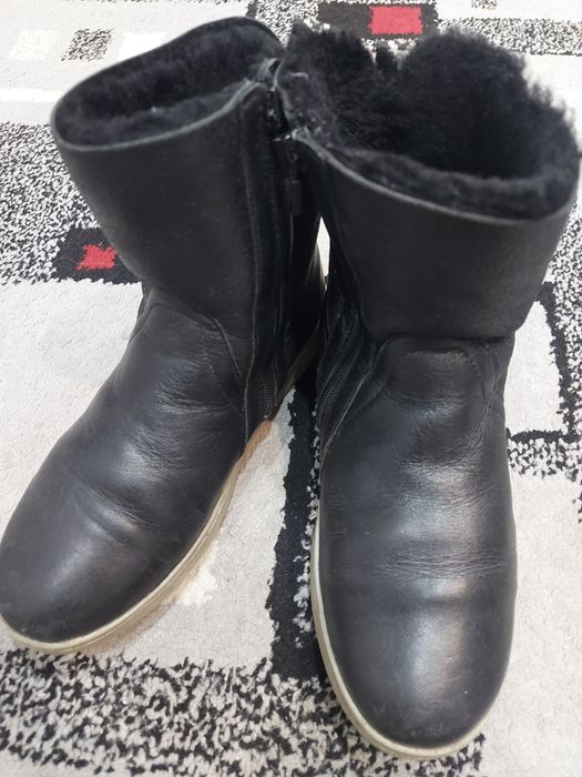 Продам зимние сапоги