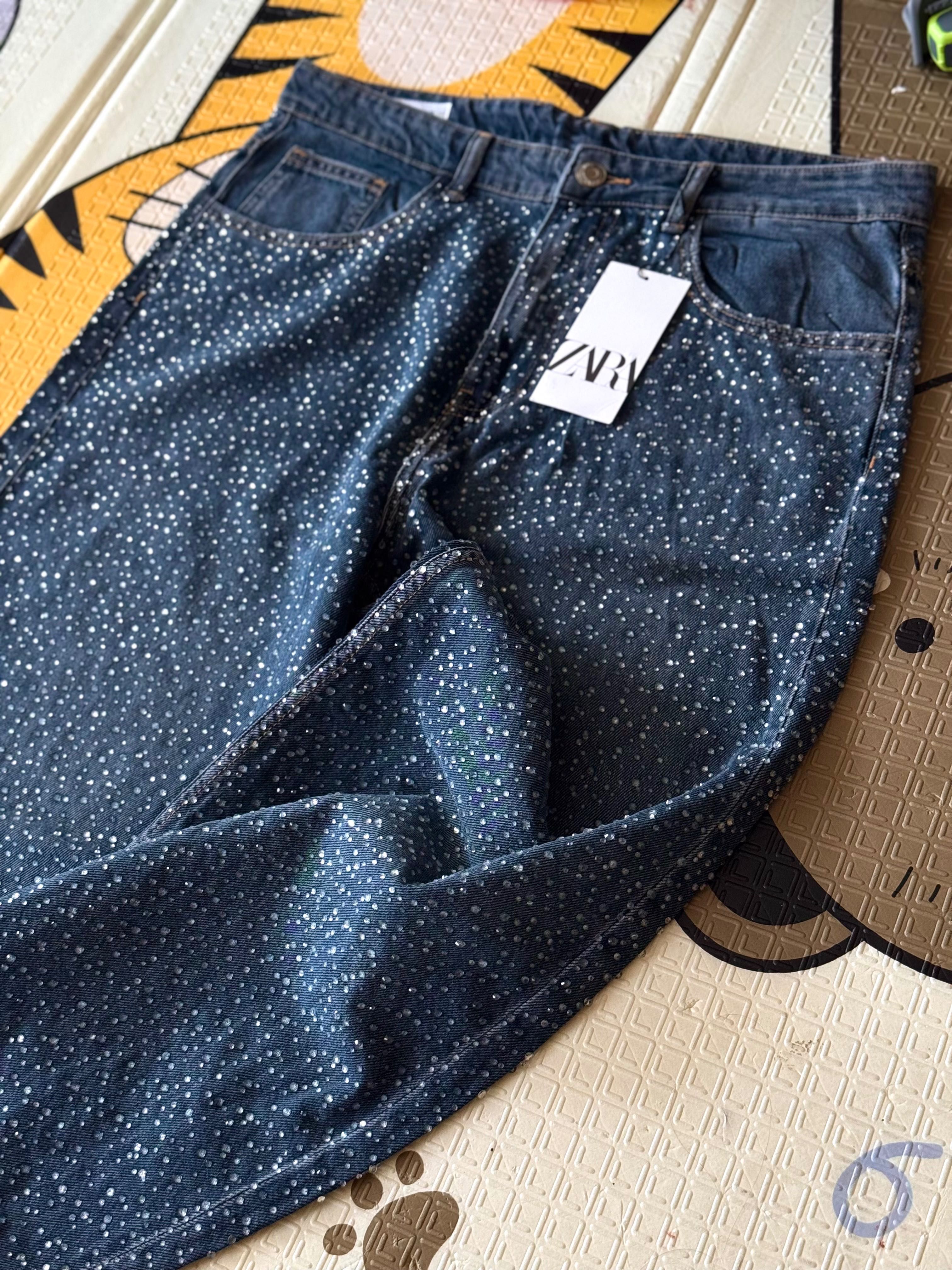 Дънки с камъни ZARA 40-42 размер
