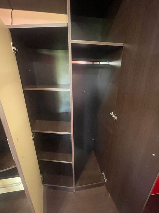 Vand biblioteca urgent