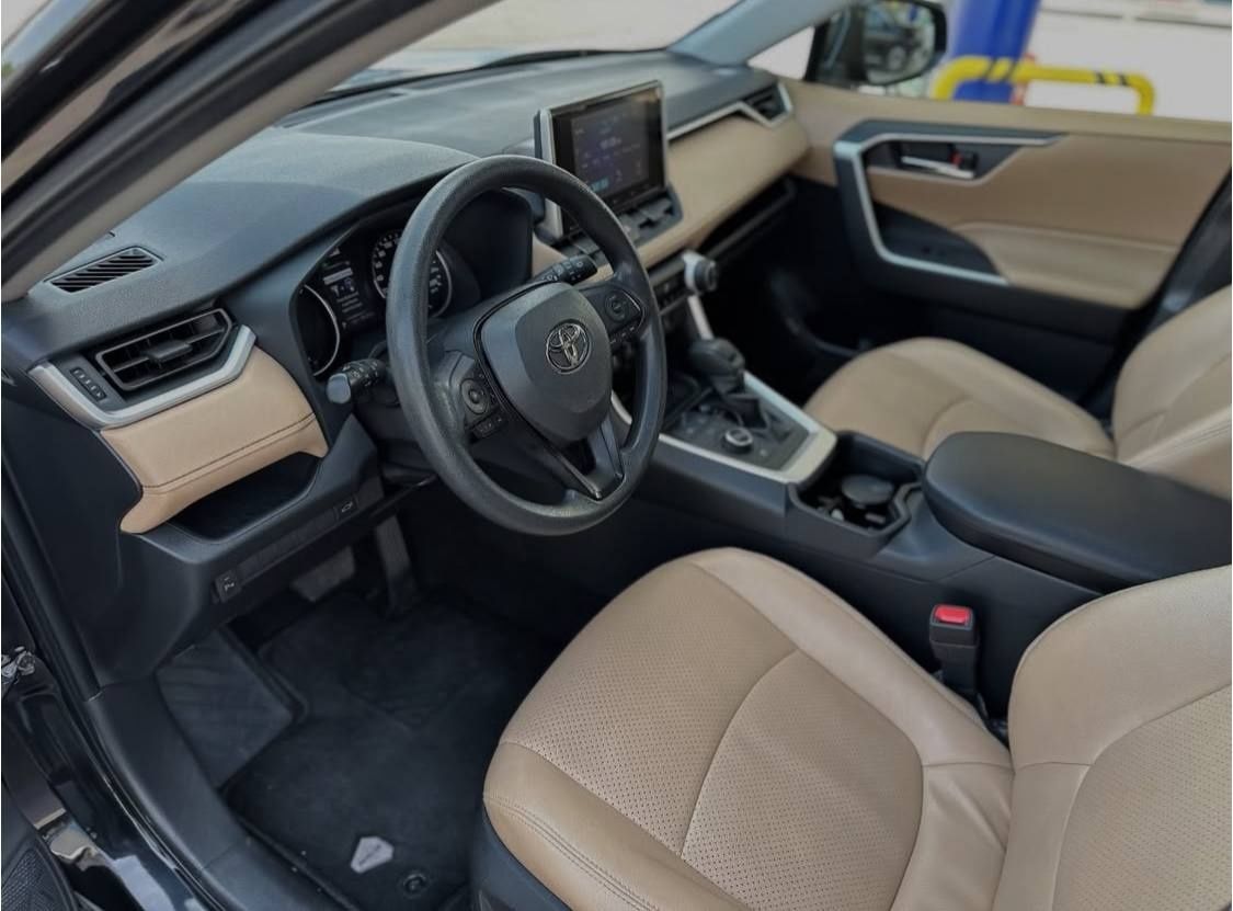 Тойоту RAV4 гибрид. насия. савдога. берилади 
ЯПОНКА