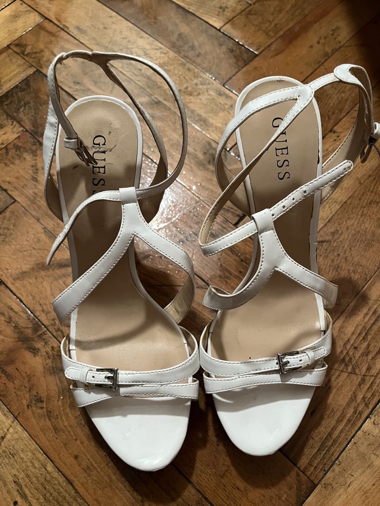 Sandale Guess albe