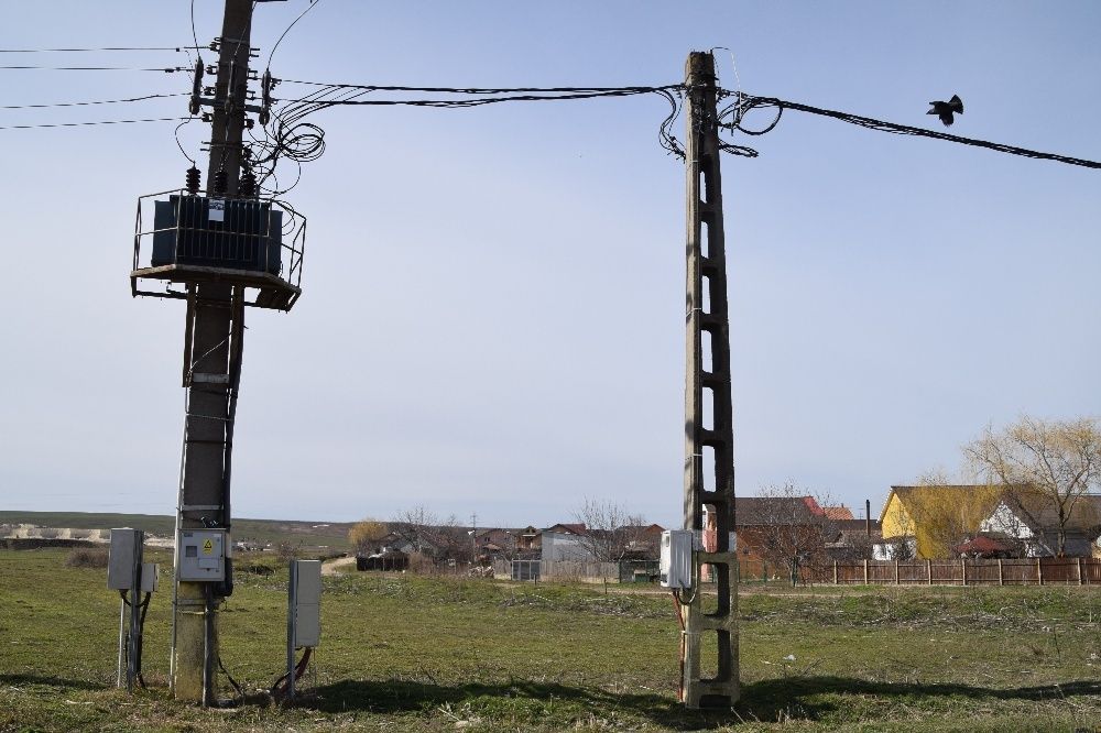 Teren intravilan 4000 mp in Valu,loturi 1000 mp-posibilitate RATE