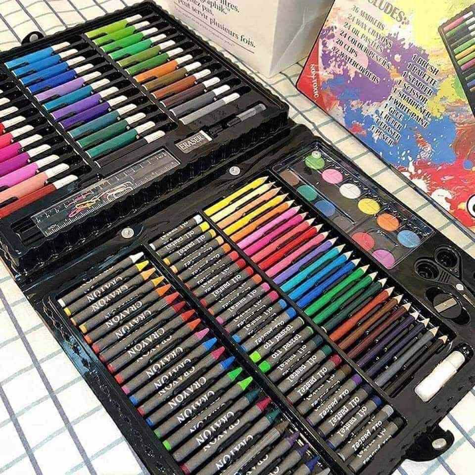 Комплект за рисуване