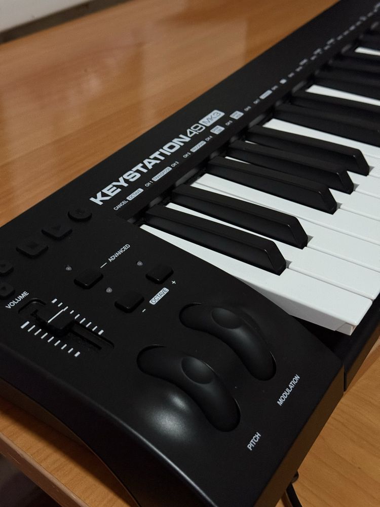 Midi piano / klavish / keyboard