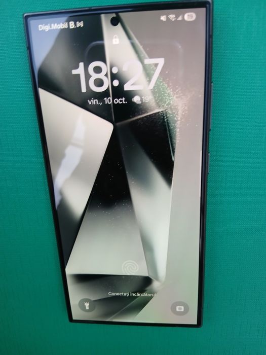 Samsung Galaxy S24 Ultra impecabil