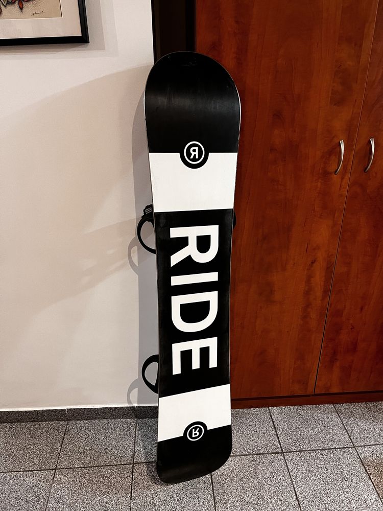 Echipament snowboard