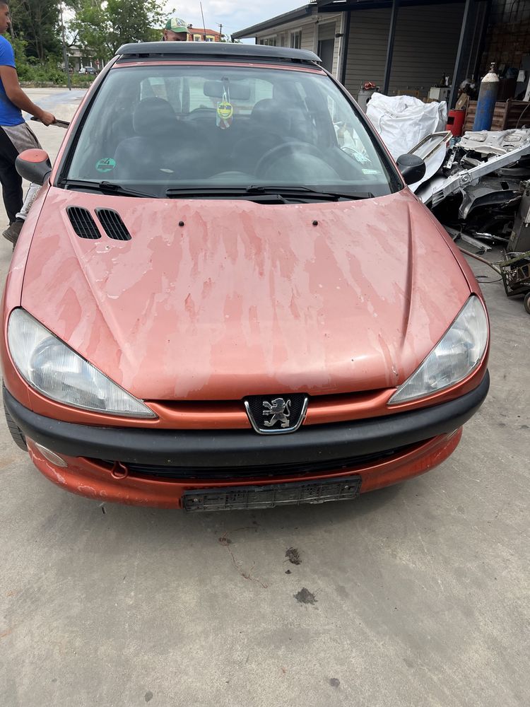 Peugeot 206 / Пежо 206 1.4 НА ЧАСТИ