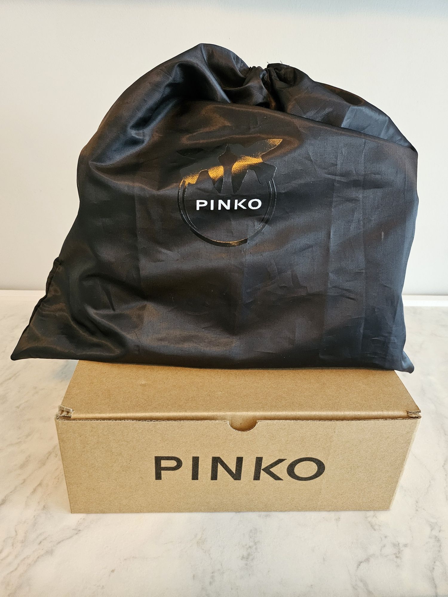 Чанта в цвят камел "Pinko"