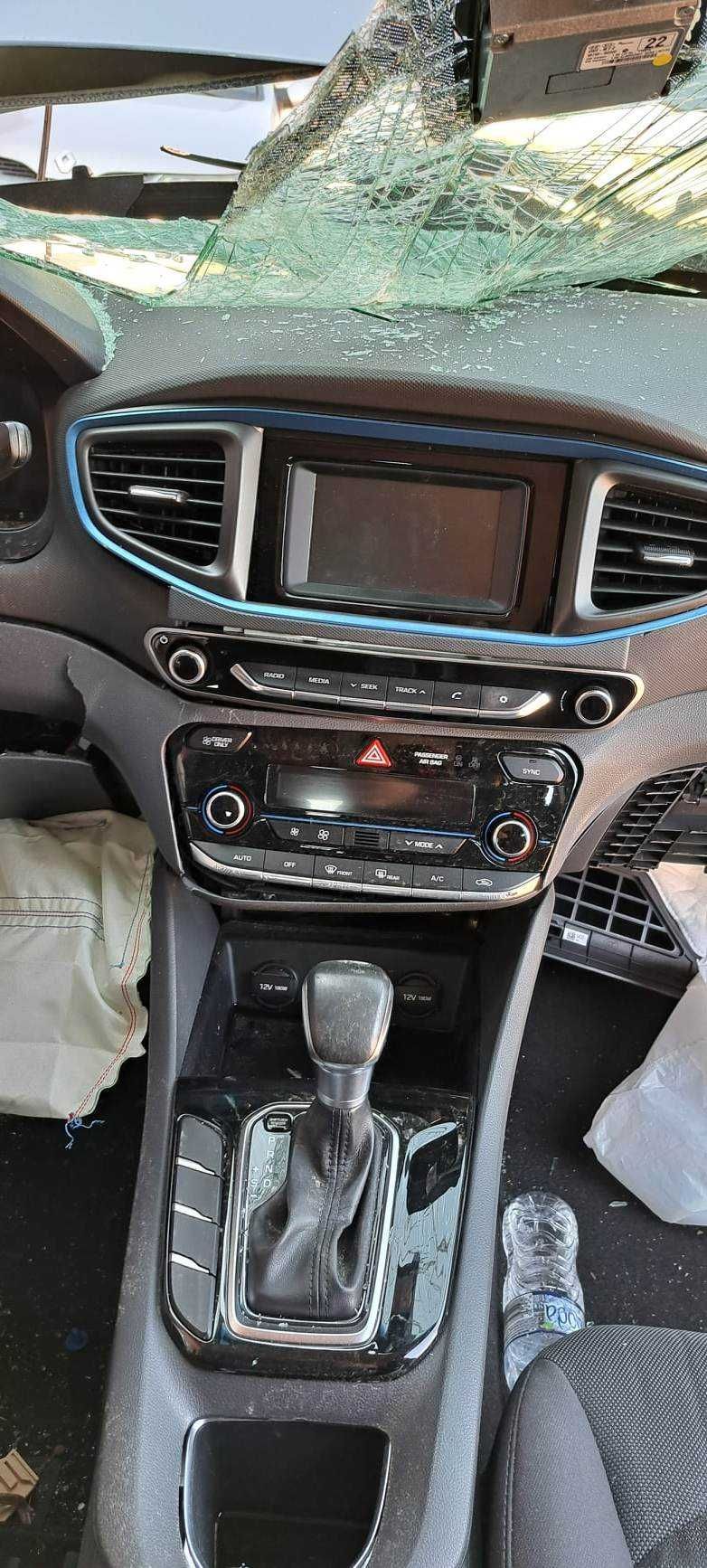 Hyundai Ioniq на части