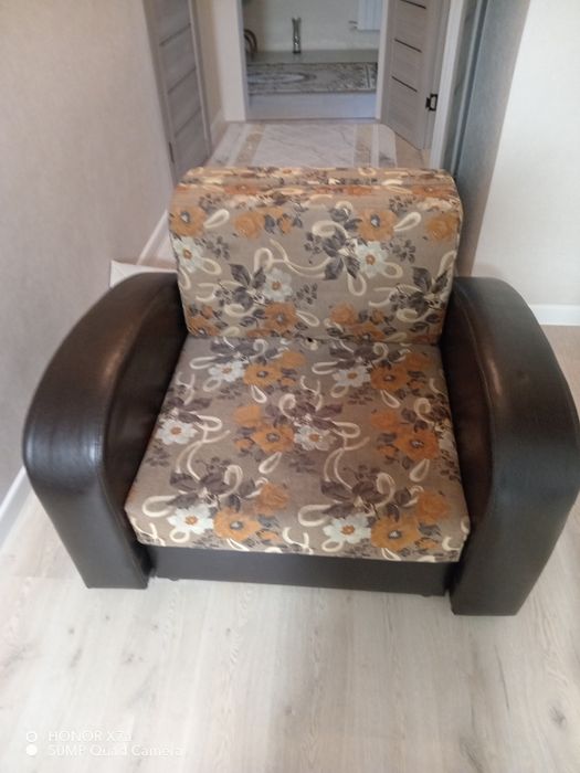 Продам кресло-диван в хорошем состоянии, цена 25 тыс теңге, торг