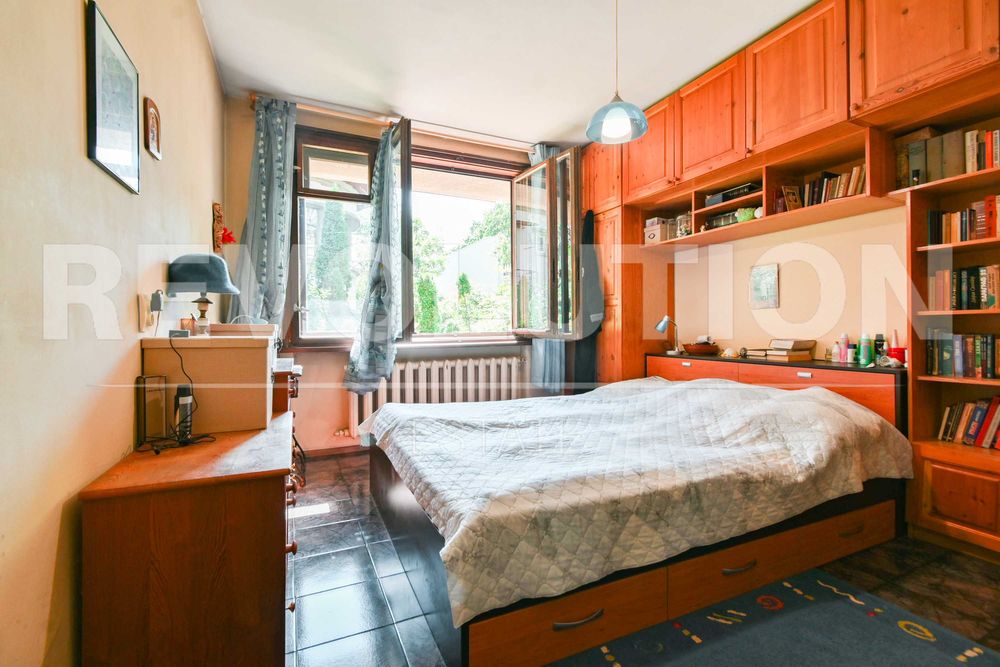 Продава се Етаж от къща в София, Изток - 60 кв.м за 6000 €/кв.м - Снимка #3