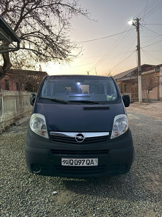 Opel Vivaro Германия