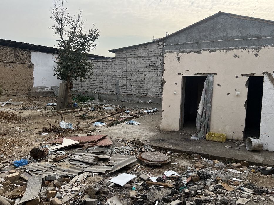 Ohunbobevda 2,9 sotik yer sotiladi srochna Kadastri bor !