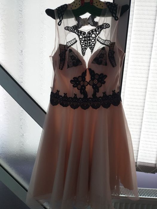 Transport gratuit Rochita pentru cununie/ocazie