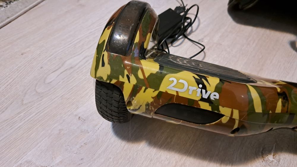 Hoverboard camo cu husa si încărcător