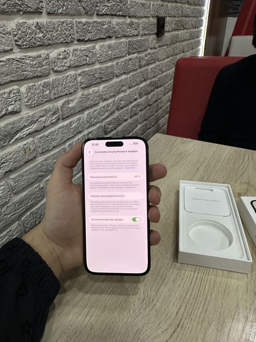 Iphone sotiladi 256 gb 86% yomks Dual