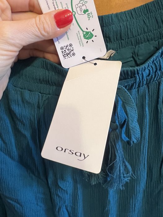 Fustă marca ORSAY, nouă, cu etichetă