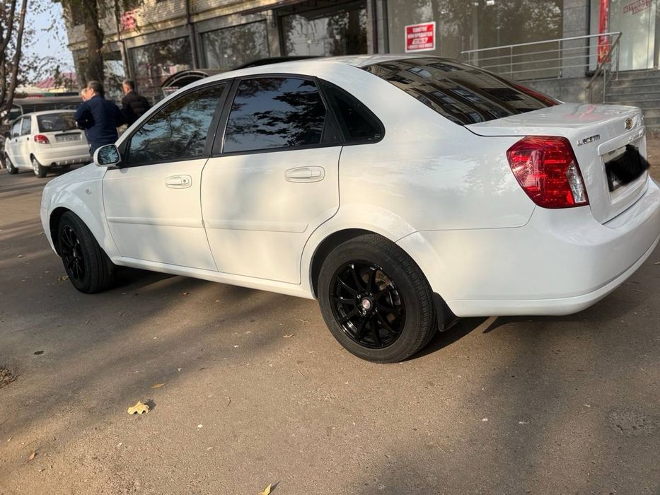 Продается Lacetti 2013 года
