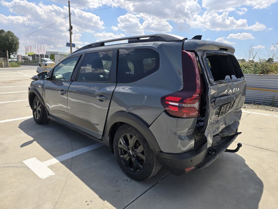 Dacia Jogger Extreme+ an2023 AVARIAT