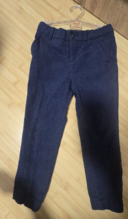 Елегантен костюм за момче H&M от 4 части Размер 110 за 4-5 г Като нов