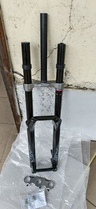 Вилка 29 Rock Shox Boxxer Select Charger RC 180mm 20x110 1-1/8"