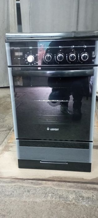 Продам газовую плиту новую