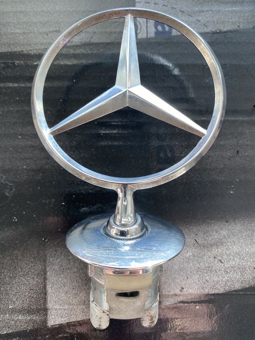 Емблема за мерцедес