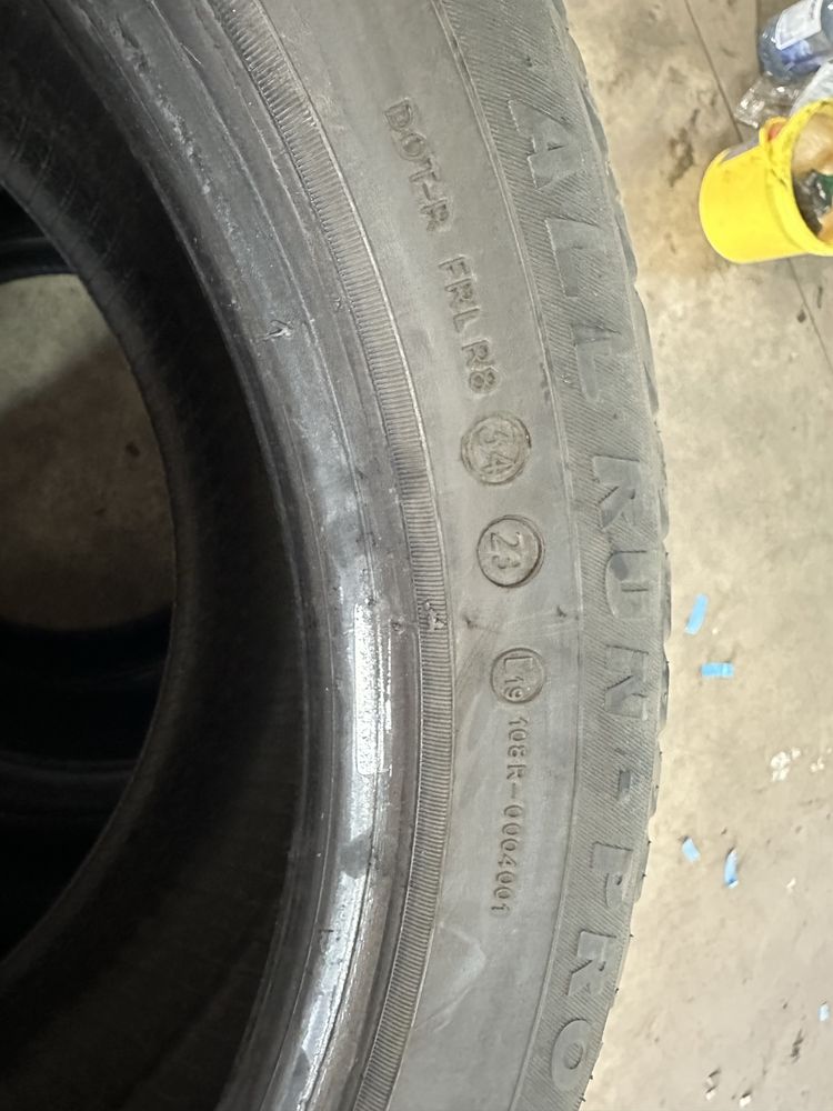 Anvelope 245/45R18