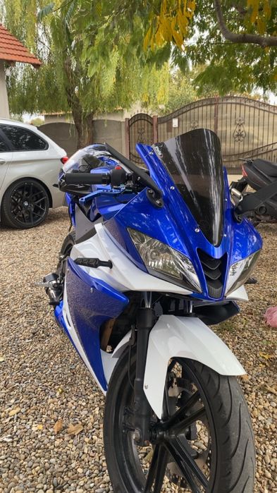 Yamaha yzf r125