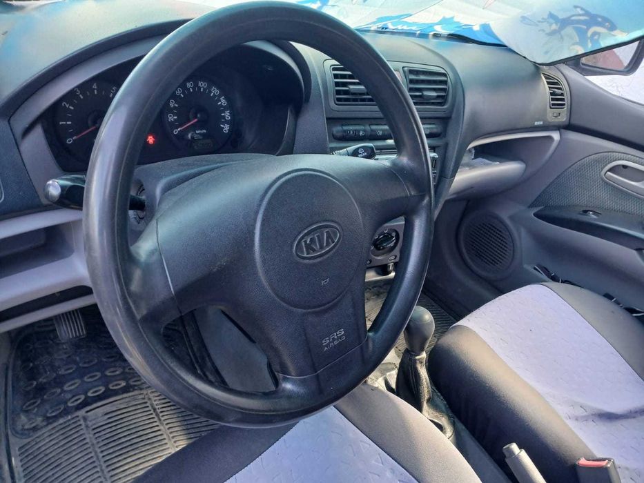 Kia Picanto, albastra