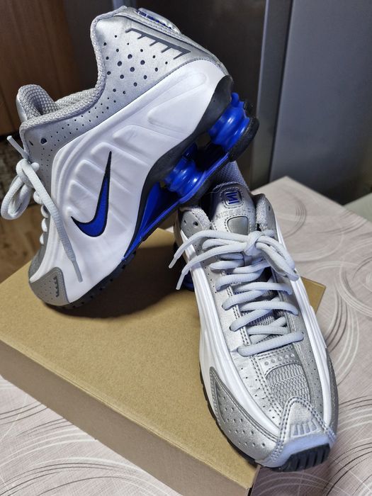 Adidasi unisex Nike Shox