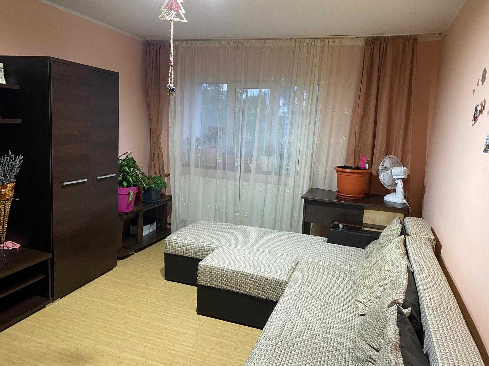 Închiriez apartament 3 camere, Pitești