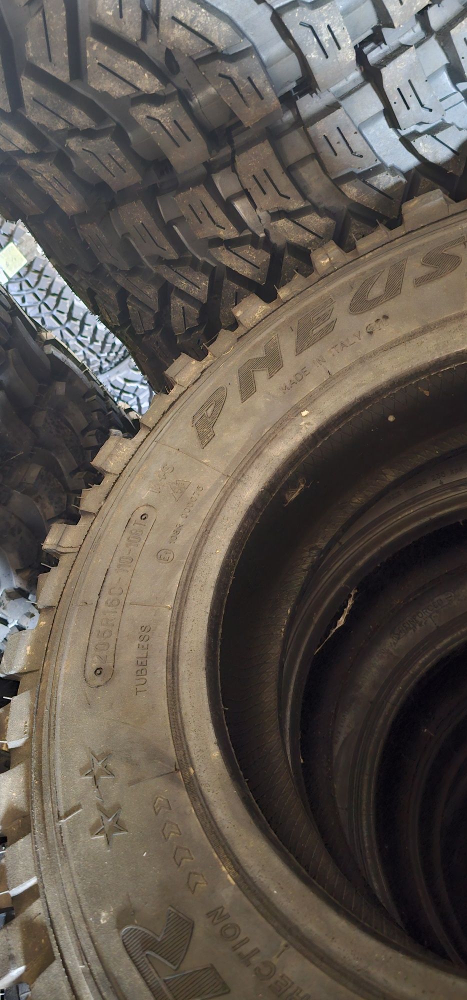 205 R 16 C off road Pneus Elite