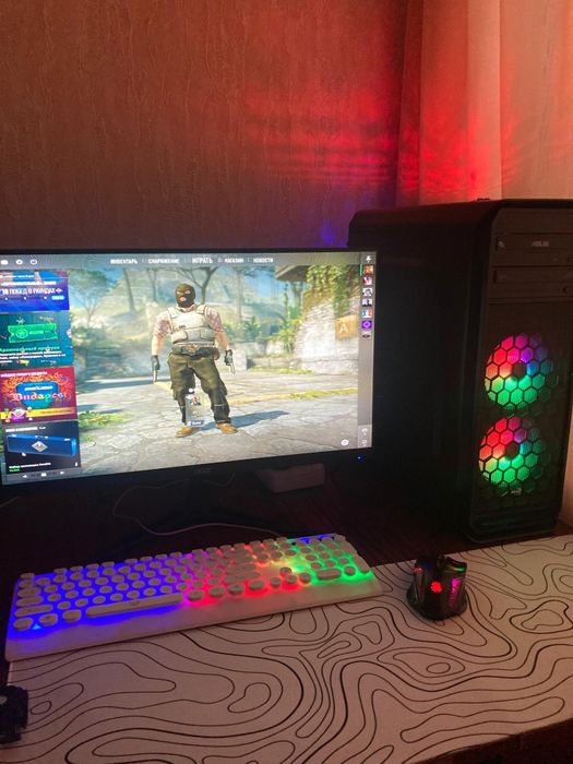 Игровой компьютер системный блок в идеальном состоянии