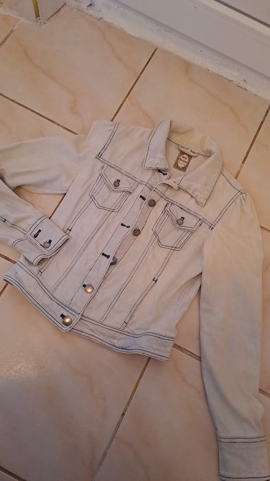 Geaca de blugi Bershka