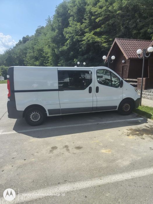 Renault Traffic 2014 model lung
