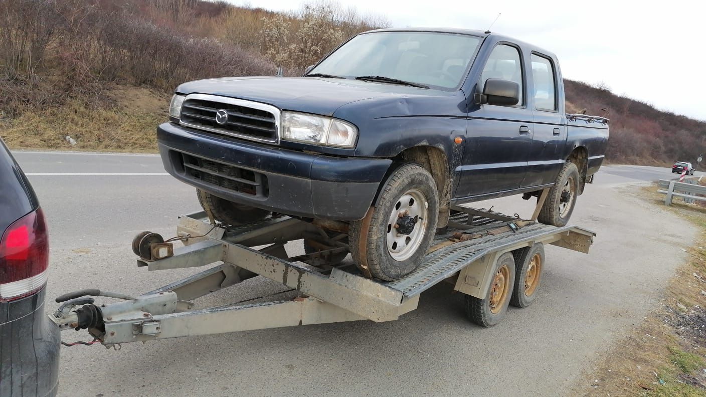 Mazda b 2500 volan stânga, 2,5 piese