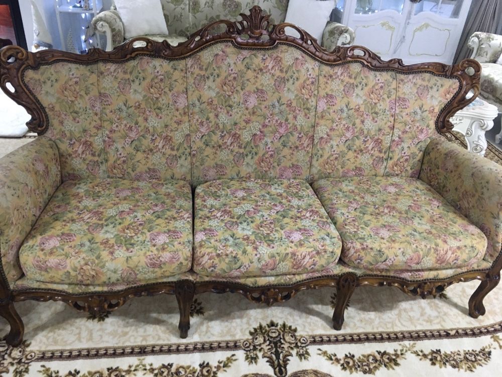 Canapea baroc vintage