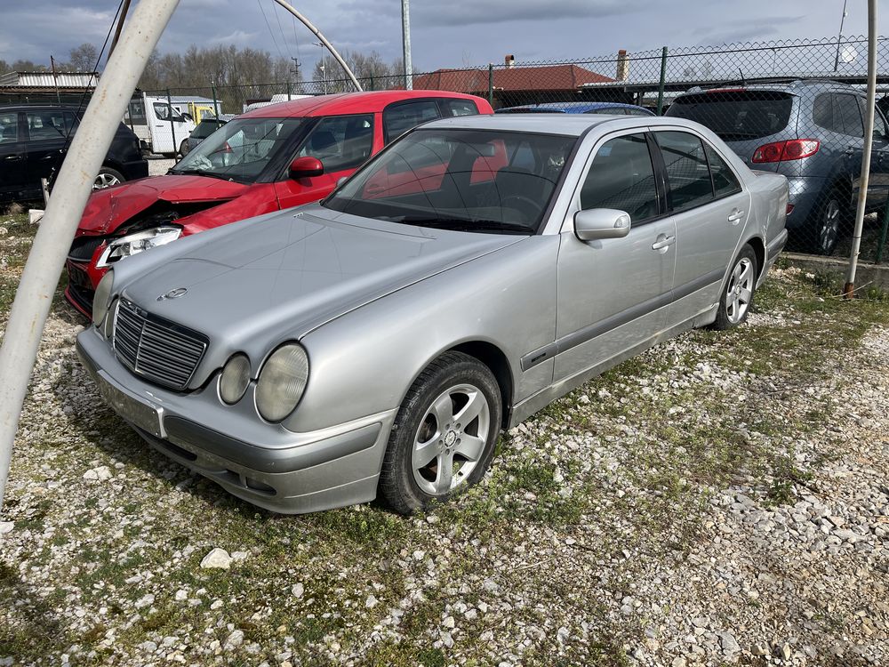 Mercedes E220 CDI Face Части!!!