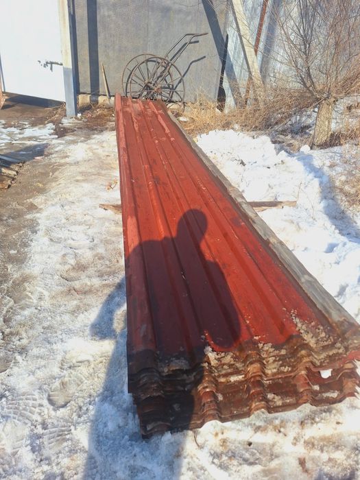 Лист 0.7мм по 6 метров 2000 за п/м в отличном состоянии