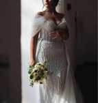 Vând rochie de mireasă  Royals
