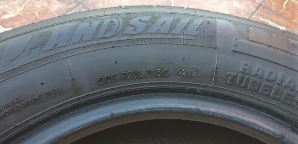 Anvelope vara 215/65R16C si  iarna 195/65/15