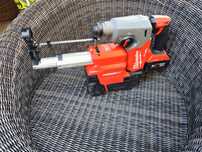 Rotopercutor, bormasina Milwaukee M18 ONEFH cu aspirator