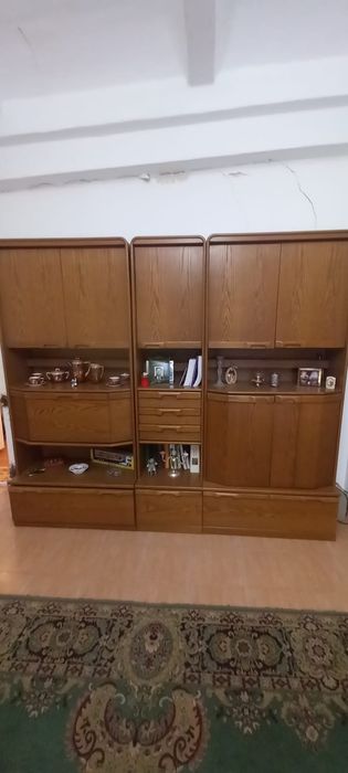 Vând obiecte mobilier