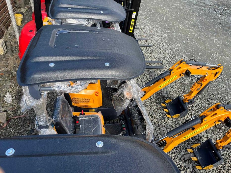 MIniexcavator Macao STX11